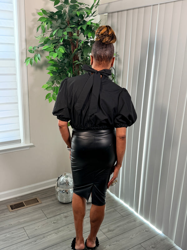 Zippered back bow top