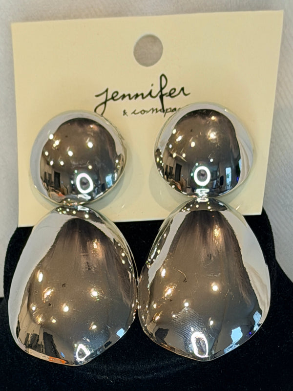 Silver or gold earrings