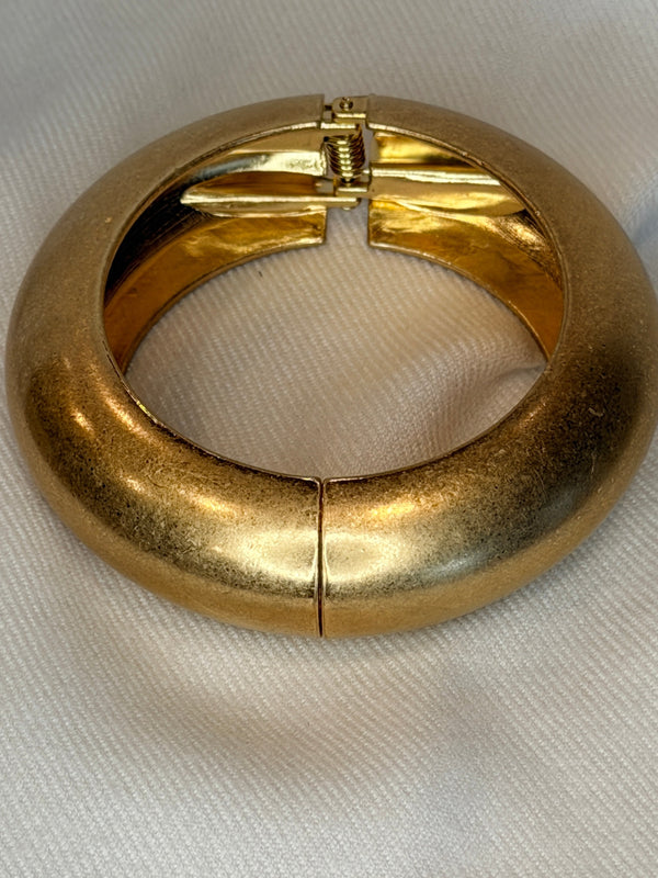 Hammered Golden circle jewelry set