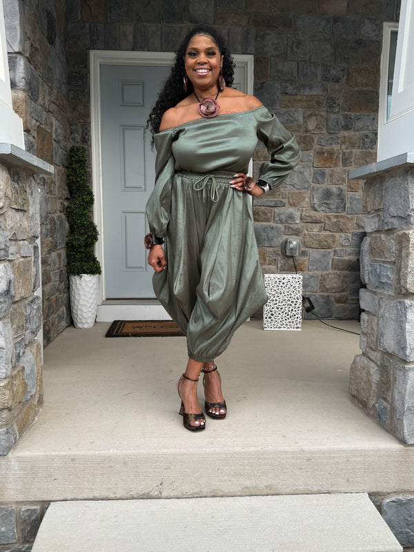 Off Shoulder Crop Pant Set