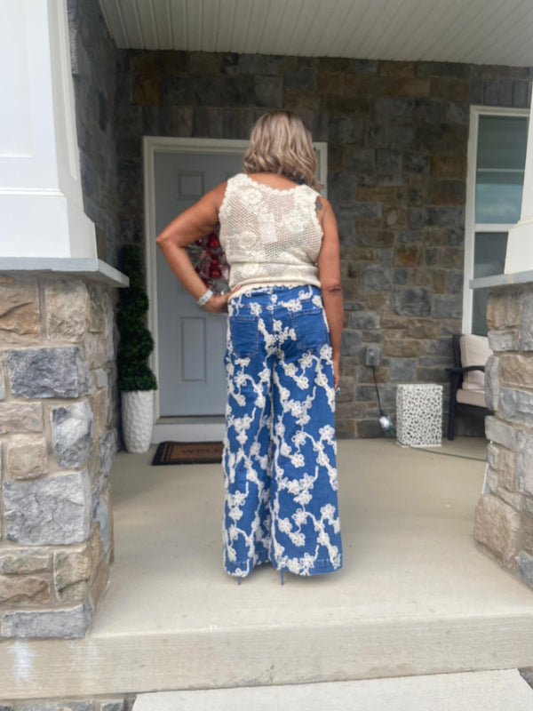 Floral etched 2 piece denim set.