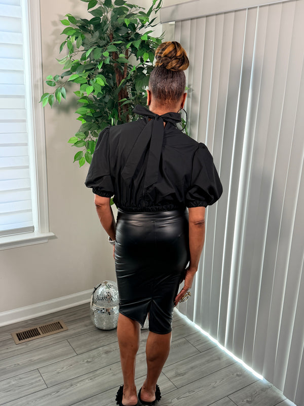 Zippered back bow top