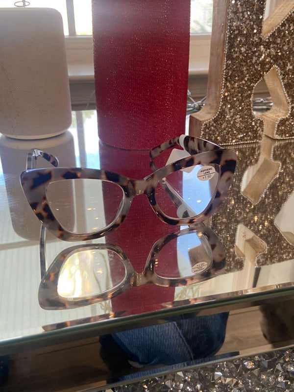 Special Reading Glasses
