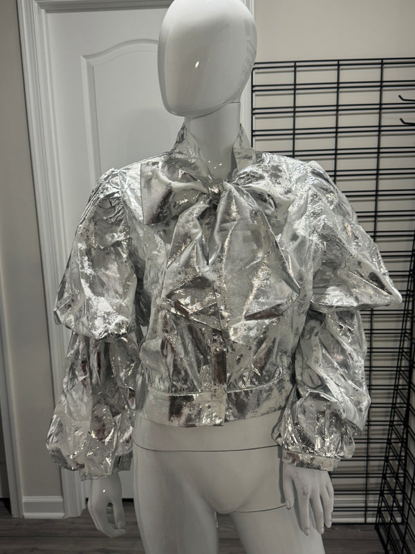Gold or Silver metallic tops