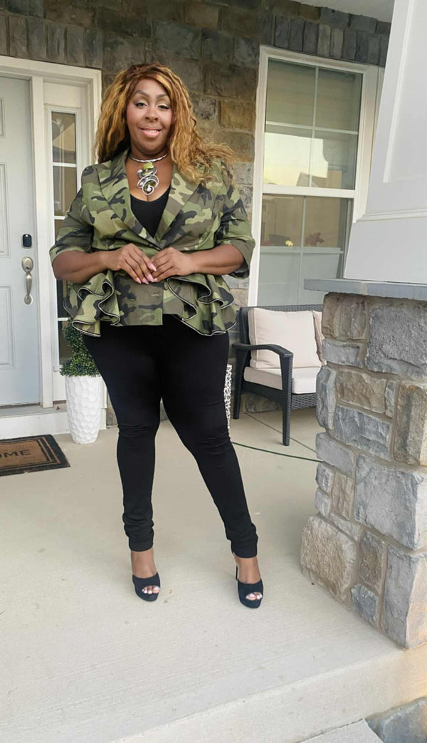 Camouflage peplum zippered 3/4 sleeve jacket
