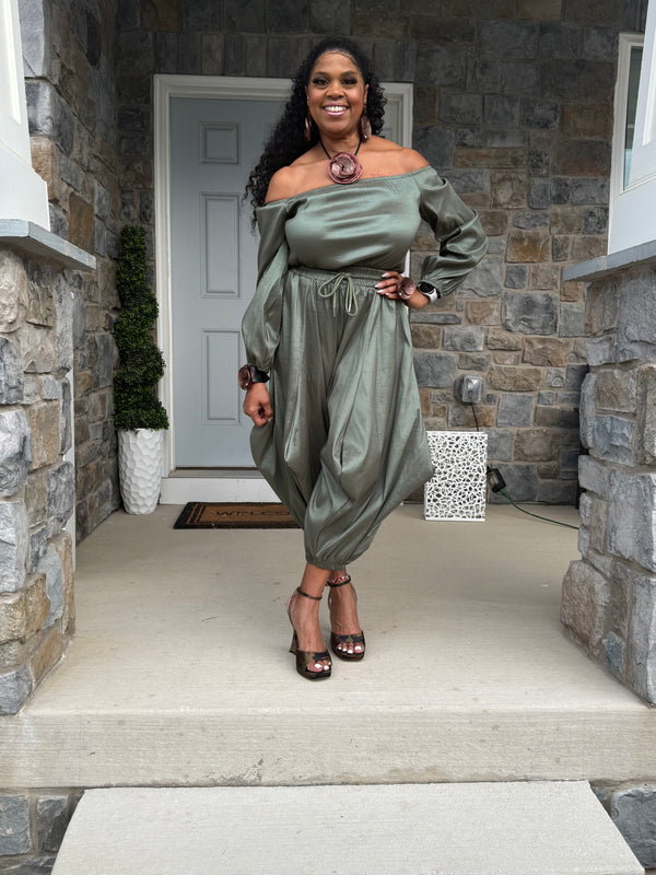 Off Shoulder Crop Pant Set