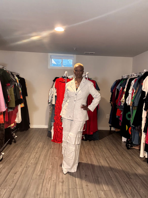 Grayed out and Cargo Pocketed Sweatsuit Suit