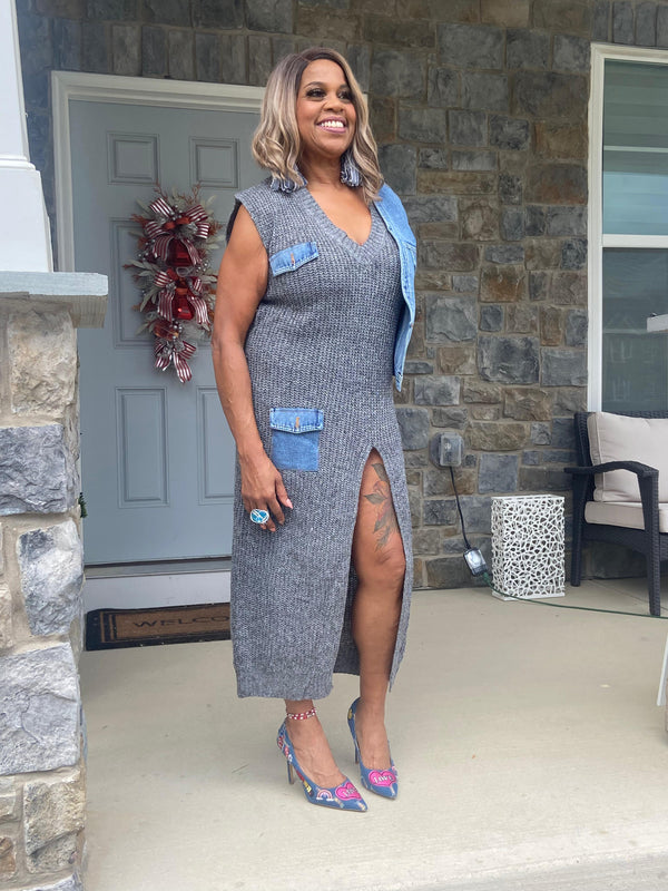 Sweater and denim dress with a high split