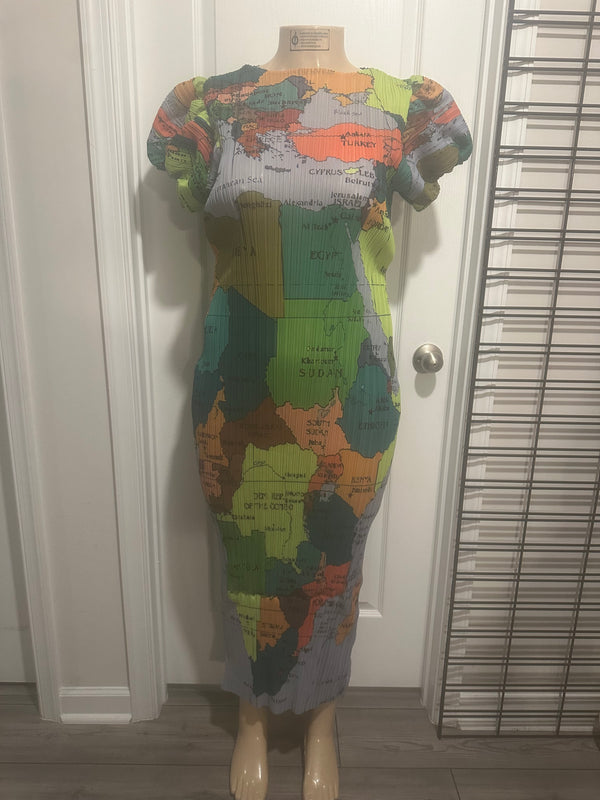 The Short Sleeve Bouncy Dress